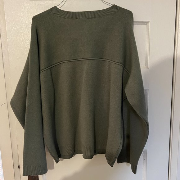 Green Knit Zara Sweater - Picture 5 of 5